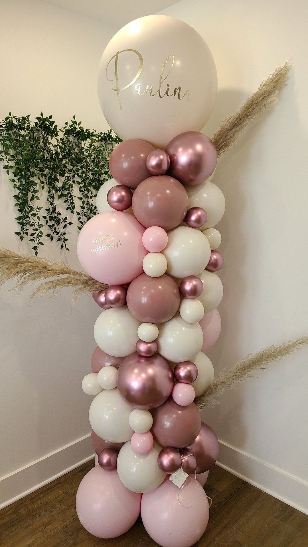 Elegant celebration details